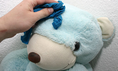 Cara Membersihkan dan Merawat Boneka